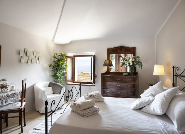Rooms to rent near Sant'Antimo, Montalcino